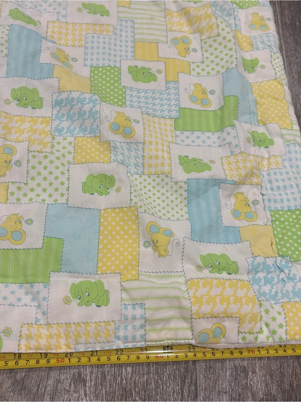 Vtg Curity Baby Crib‎ Quilt Blanket Patchwork Pals Animals USA 41x32 1980s